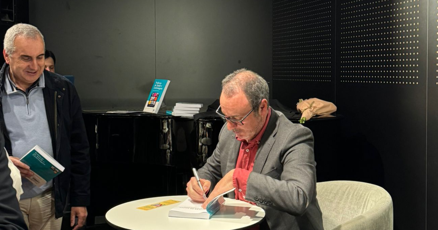 Lançamento de livro - Prof. Germano Couto (3)